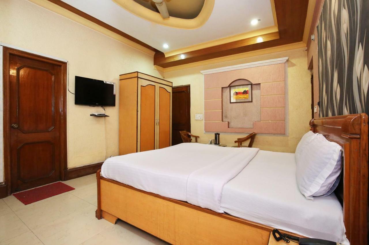 Zirakpur Capital O 10990 Hotel Gobind Regency מראה חיצוני תמונה
