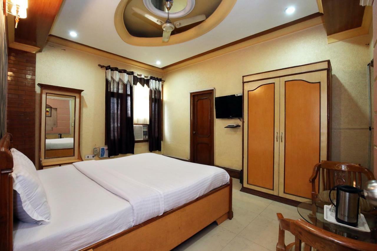 Zirakpur Capital O 10990 Hotel Gobind Regency מראה חיצוני תמונה
