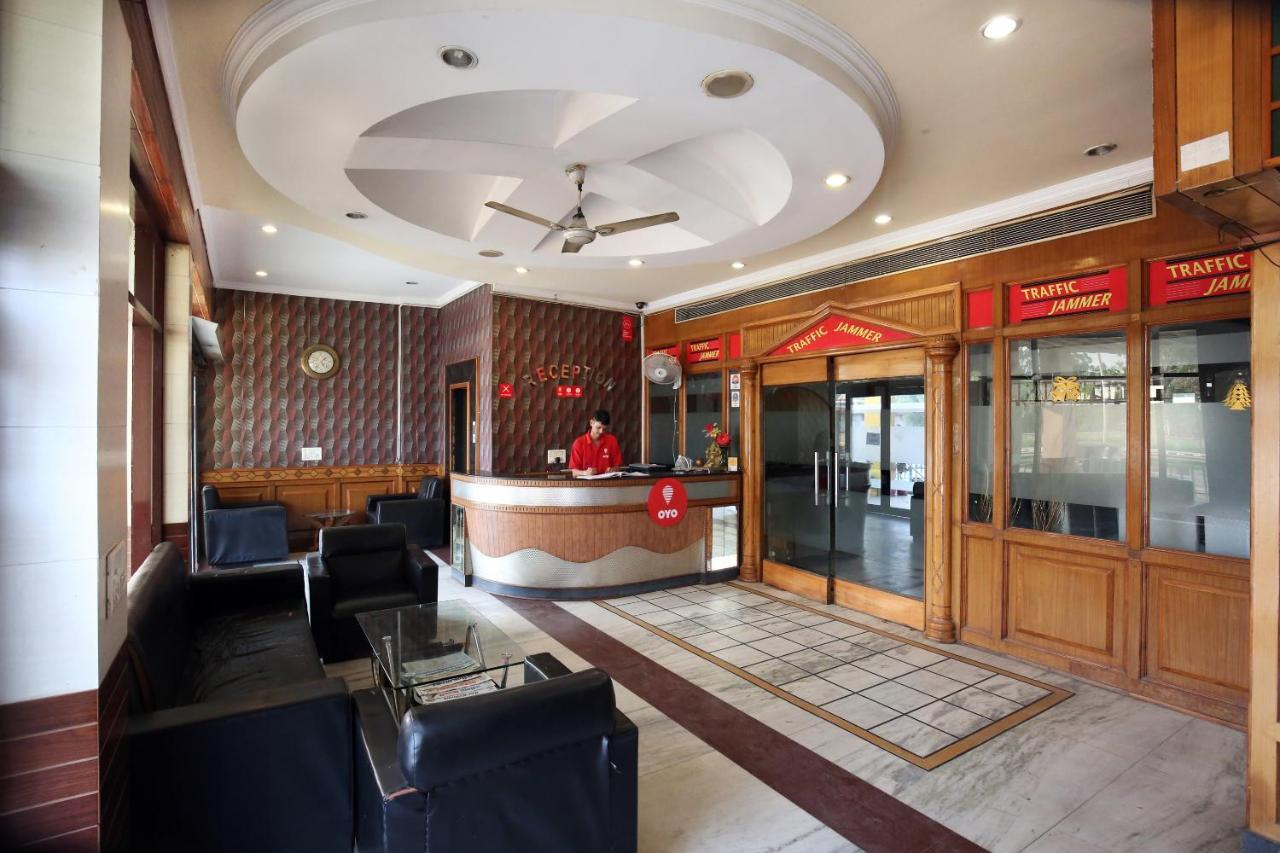 Zirakpur Capital O 10990 Hotel Gobind Regency מראה חיצוני תמונה