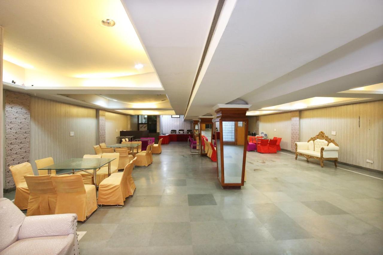 Zirakpur Capital O 10990 Hotel Gobind Regency מראה חיצוני תמונה
